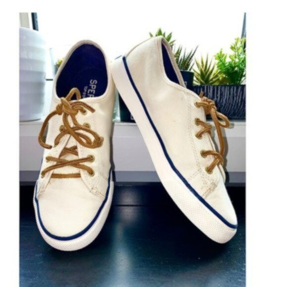 Vintage SPERRY- Off-White Seacoast Top Sider Sneaker - Picture 3 of 16